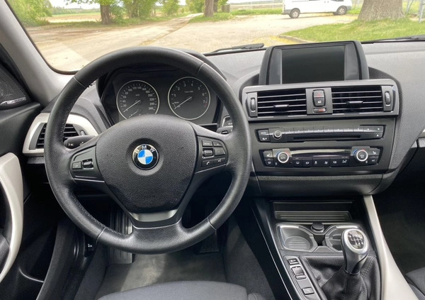 BMW Seria 1 cena 43900 przebieg: 112838, rok produkcji 2014 z Golina małe 742